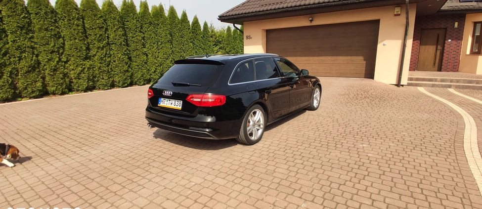 Audi A4 cena 59900 przebieg: 227000, rok produkcji 2014 z Chełm małe 301